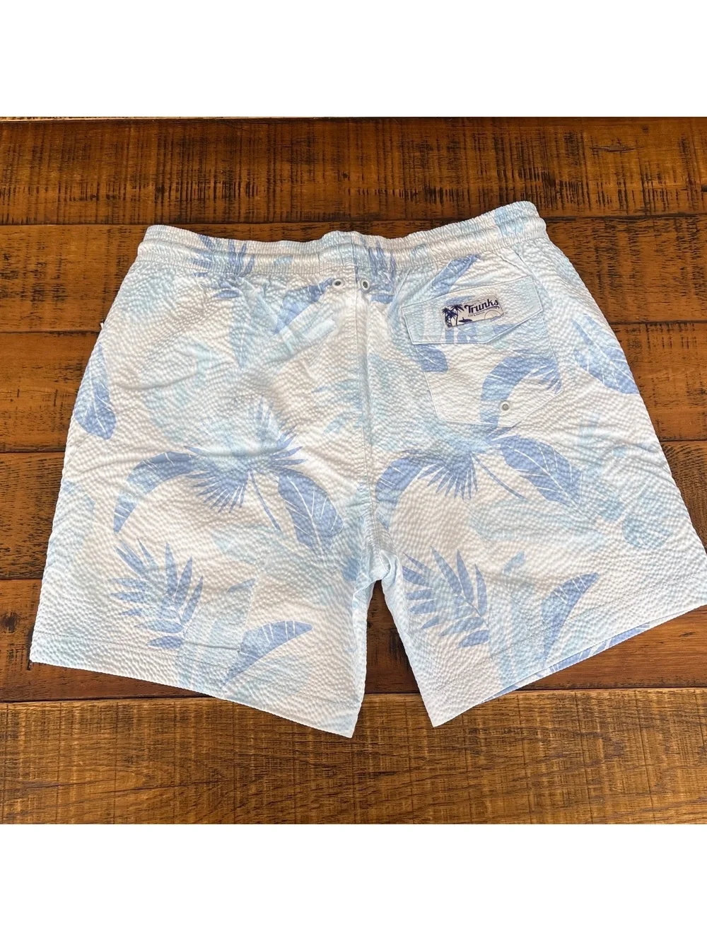 Trunks Surf & Swim Co 6.5” swim shorts men’s Large- NWT